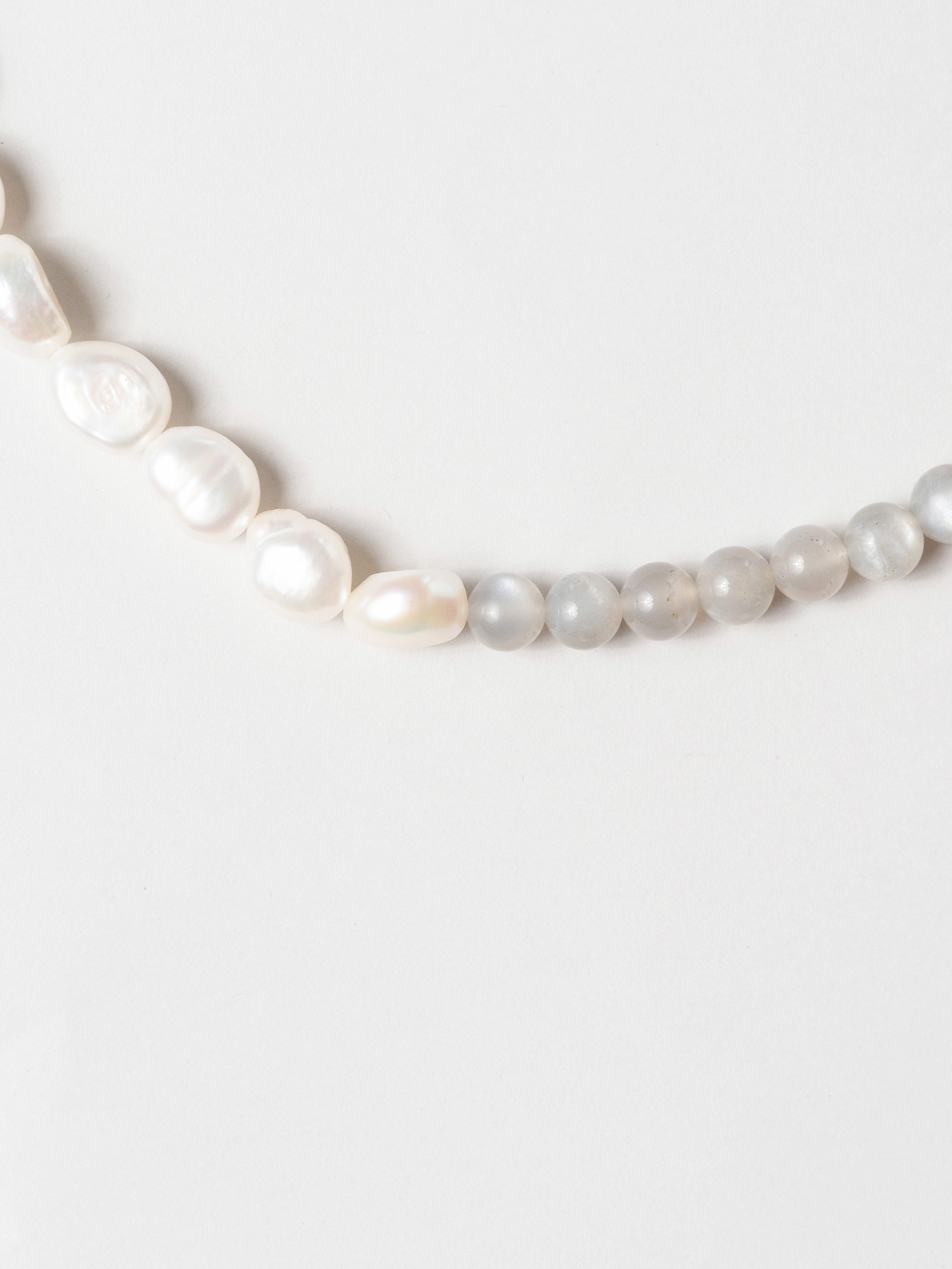 THE DAFNA NECKLACE