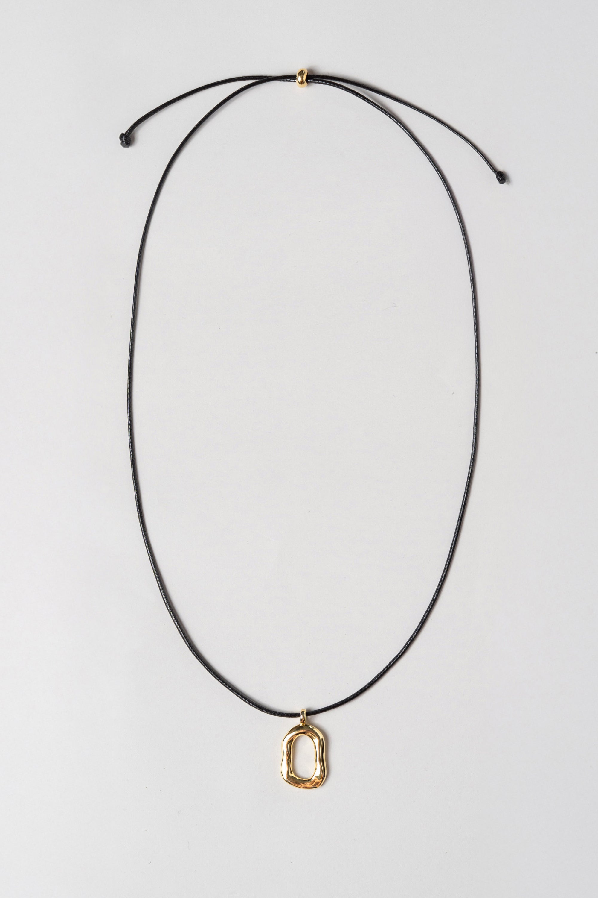 THE ISA NECKLACE