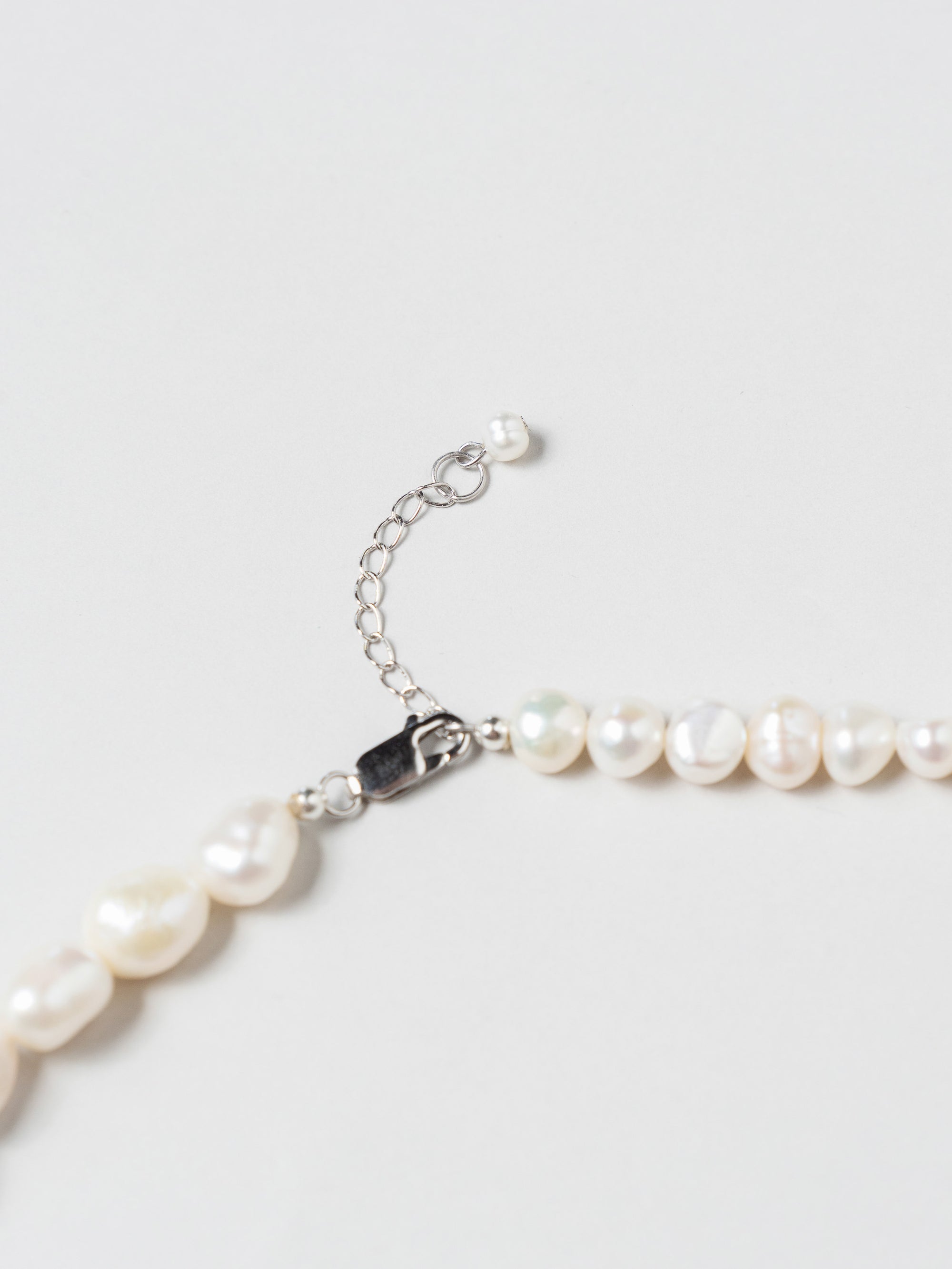 THE DAFNA NECKLACE