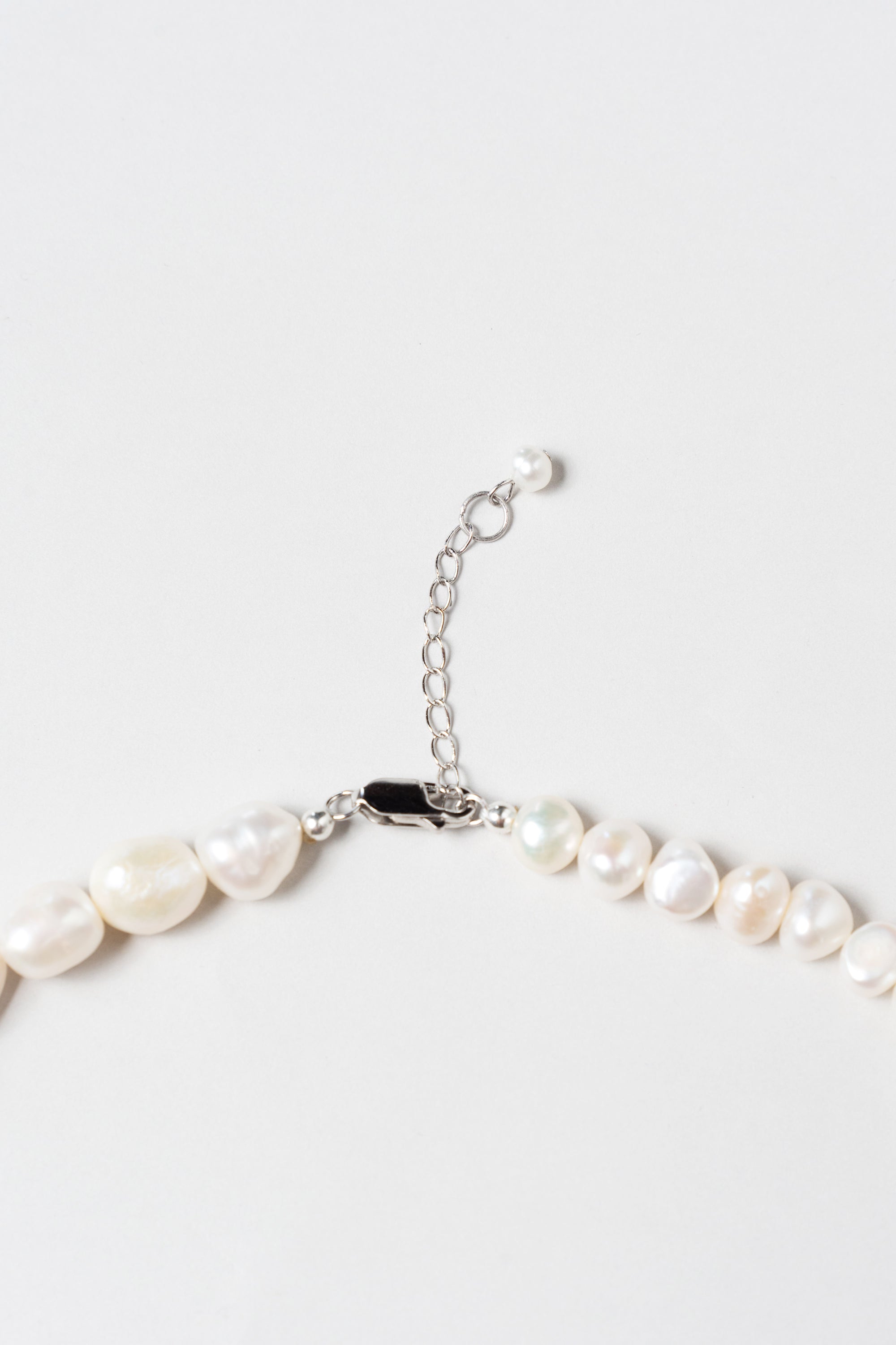 THE DAFNA NECKLACE