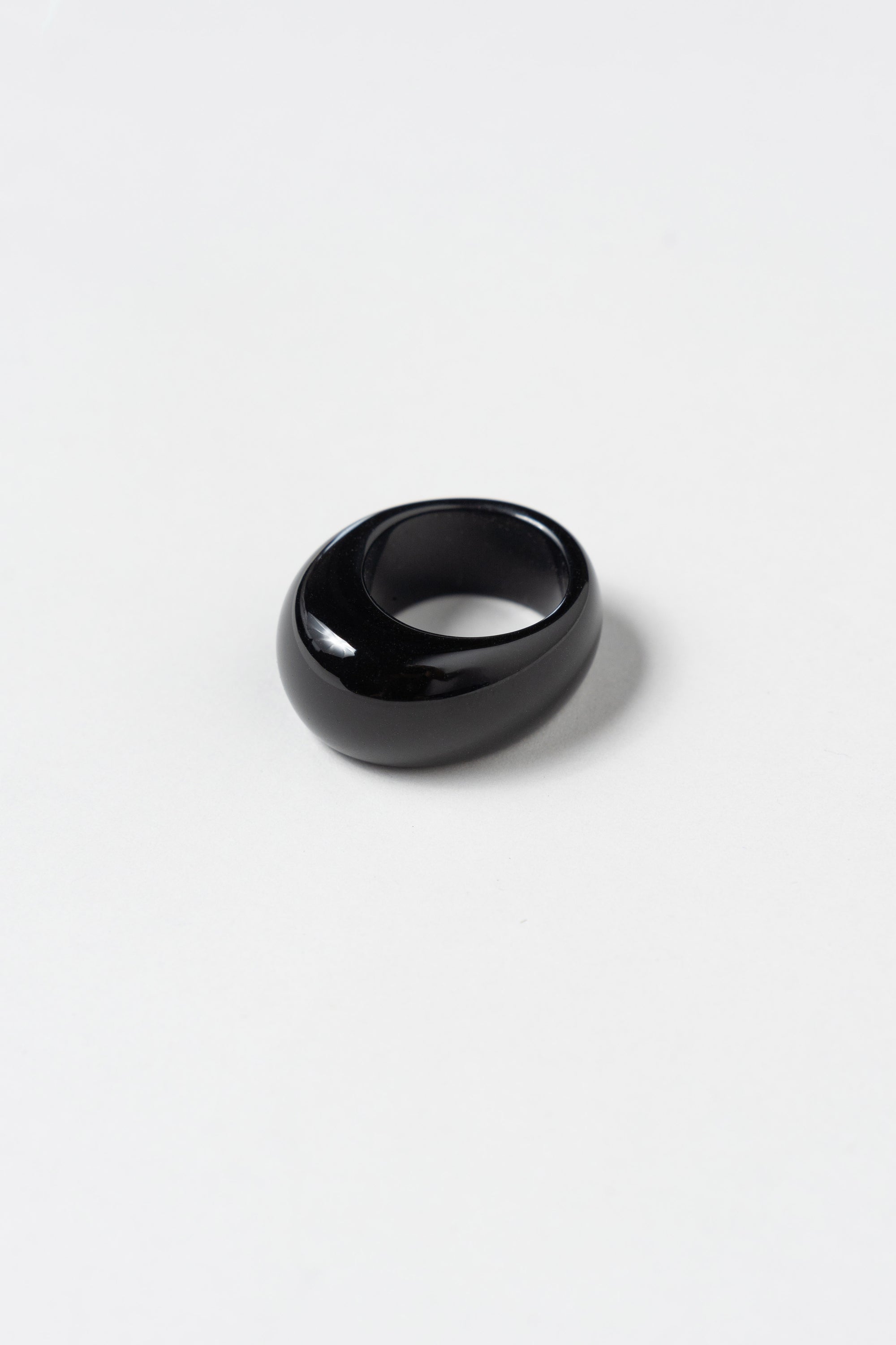 THE LOLA RING BLACK