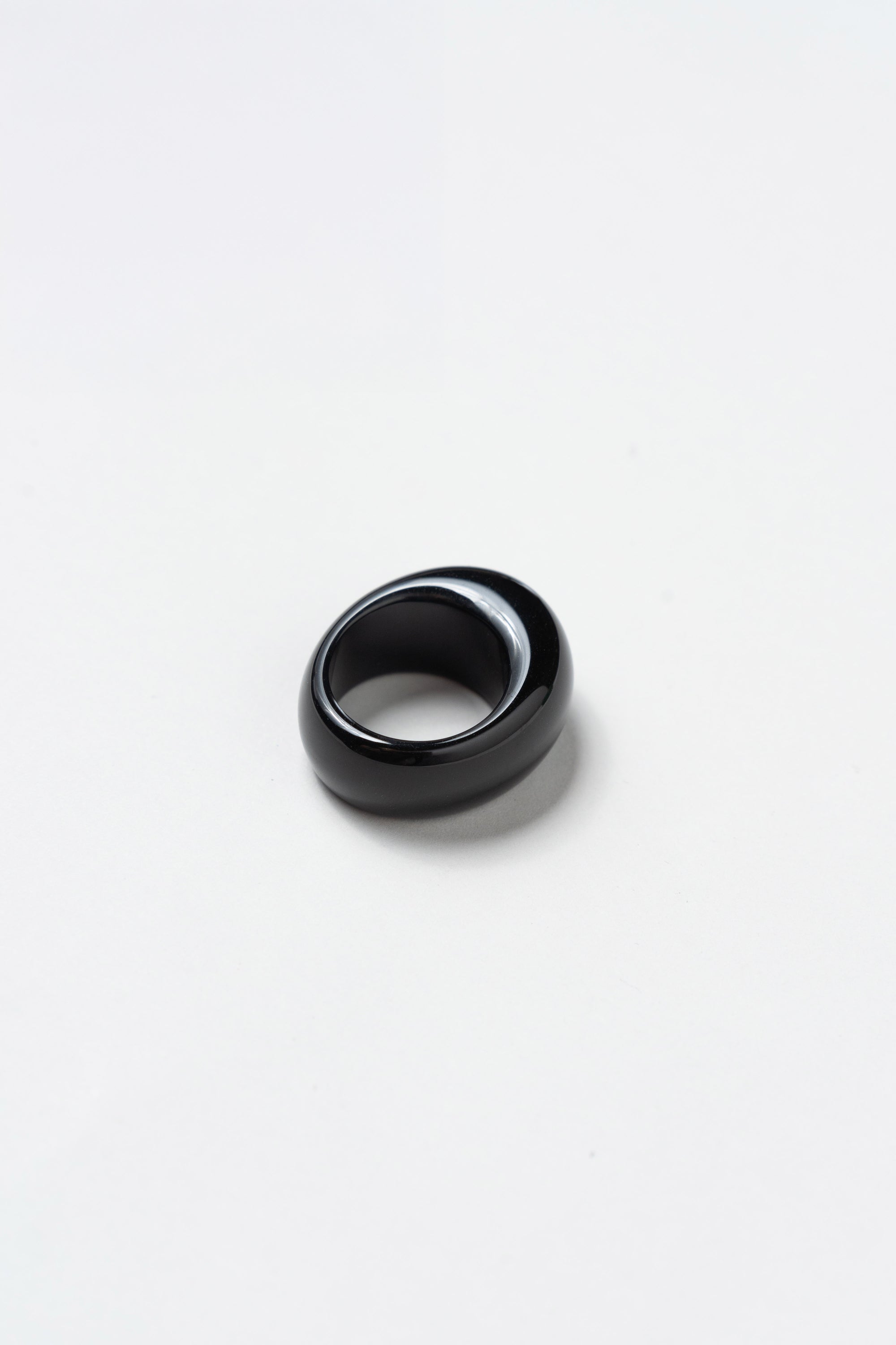 THE LOLA RING BLACK