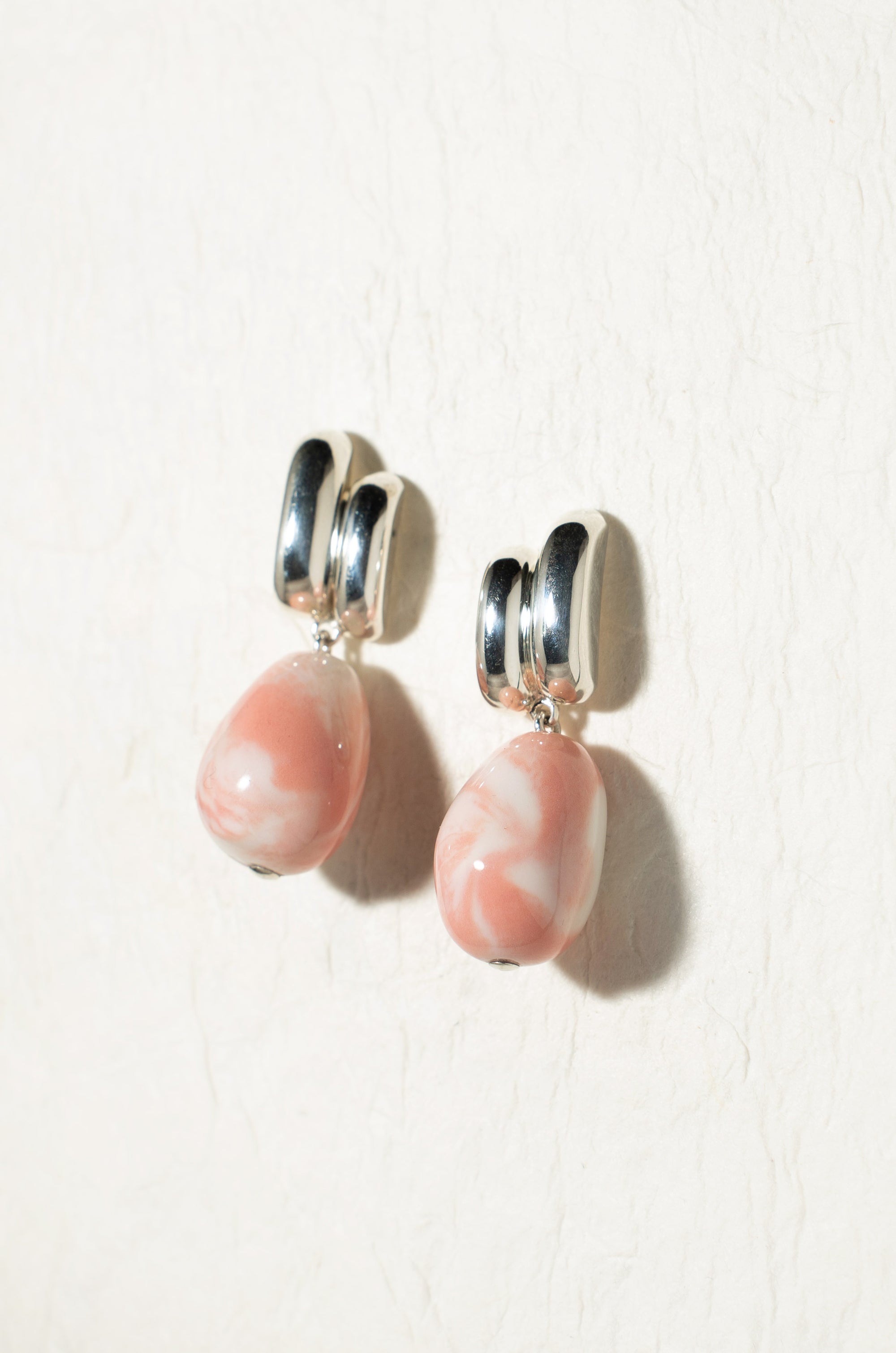 THE IRIS EARRINGS WITH PINK CERAMIC BEADS