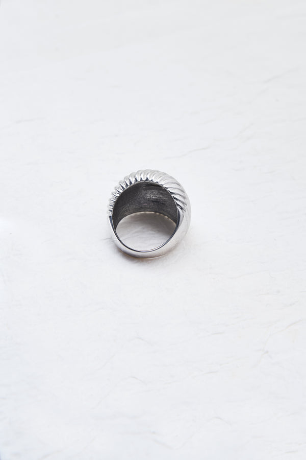 THE KIRA RING IN SILVER