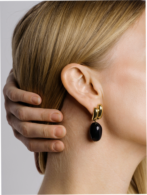 Iris Earrings Black
