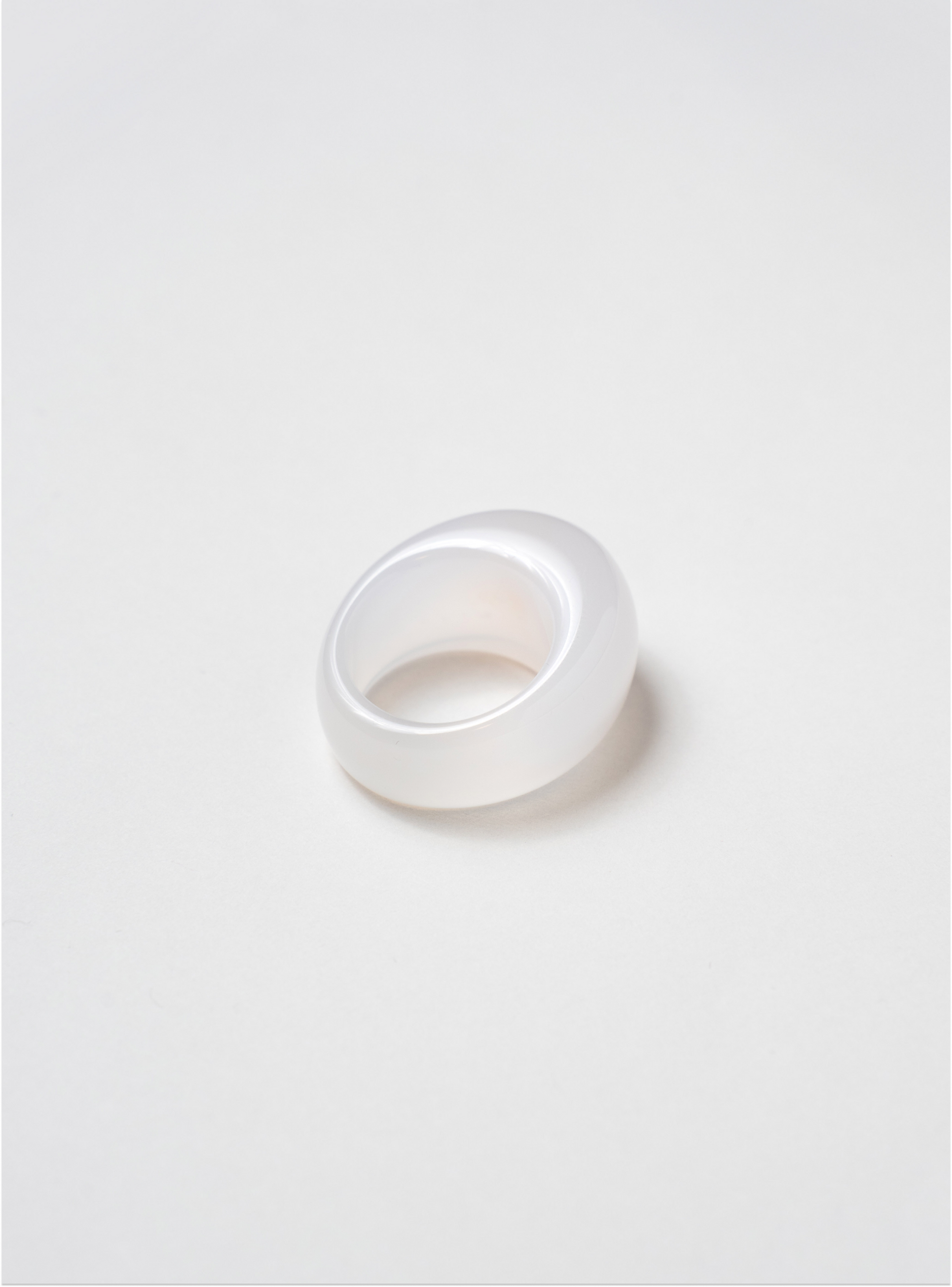 Lola Ring White